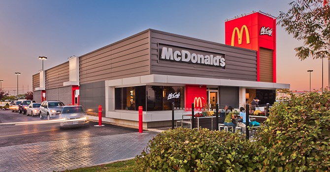 6 bí quyết nhượng quyền thành công của McDonald′s